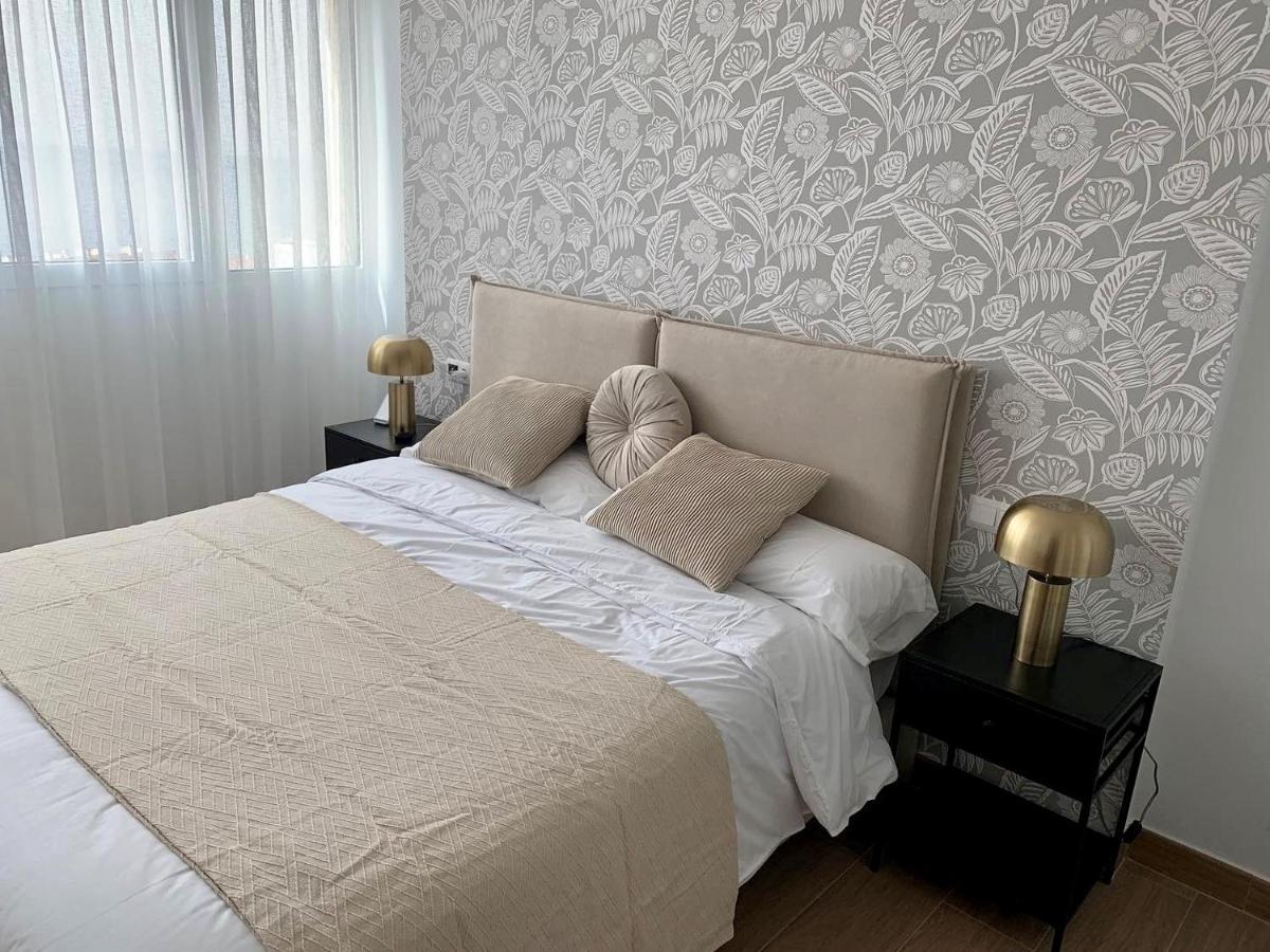 Don Gustavo Modern Apartment, Sea Views & Pool Benalmadena Luaran gambar